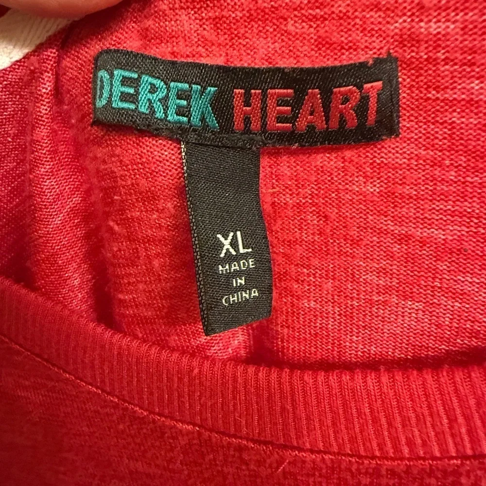 Derek Heart festive red